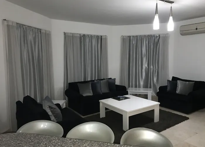 Regency Towers Szálloda